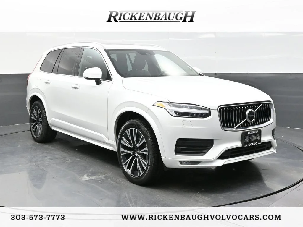 2022 Volvo XC90 T6 Momentum AWD's photo