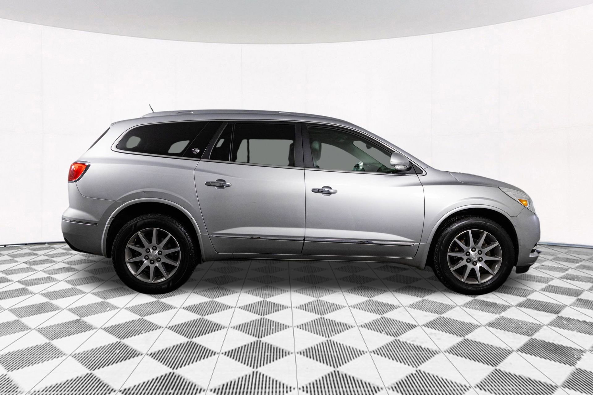 2017 BUICK ENCLAVE - Image 16