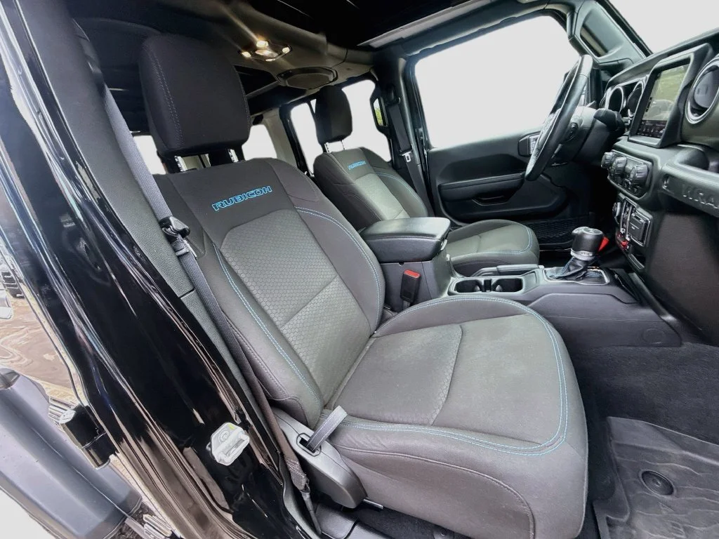 Used 2022 Black Jeep Unlimited Rubicon 4xe image 34