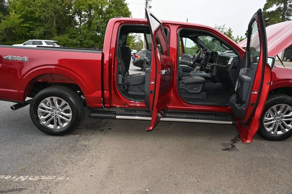 New 2026 Ruby Red Metallic Tinted Clearcoat Ford Lariat® image 6