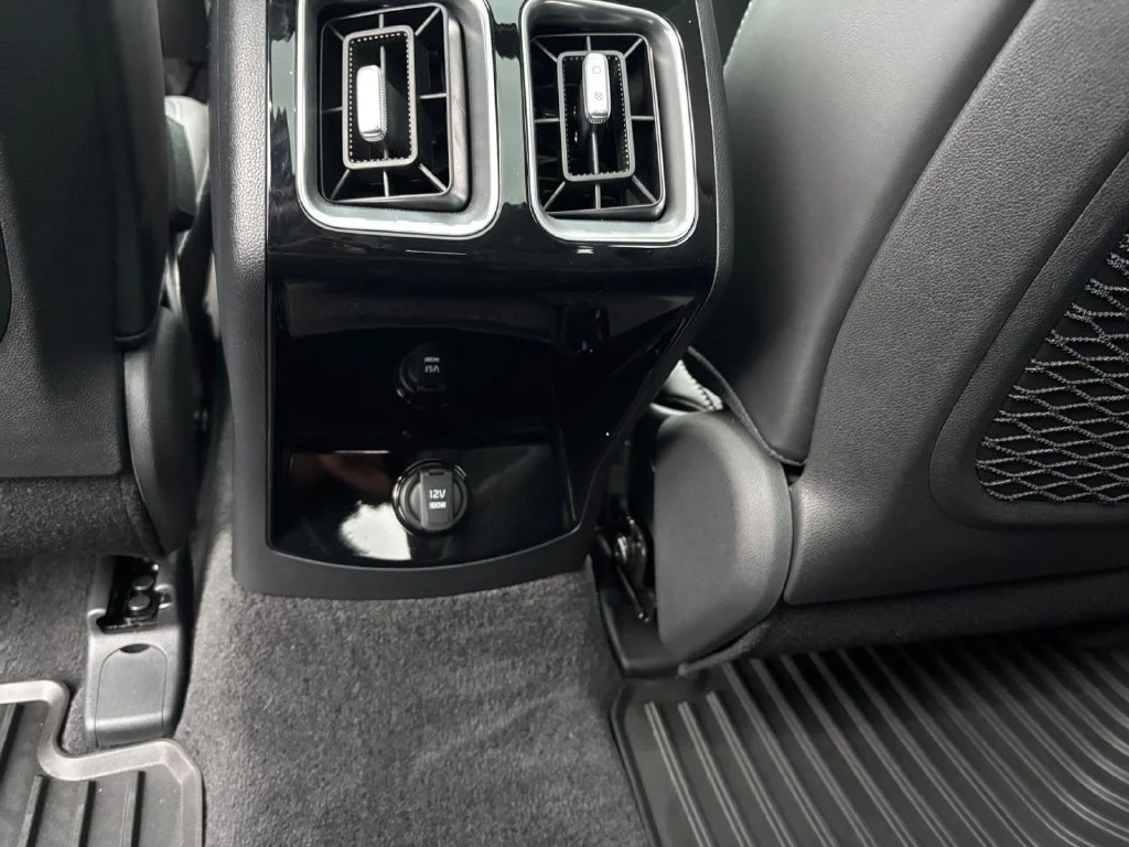 Used 2025 Brown Kia X-Line SX image 24