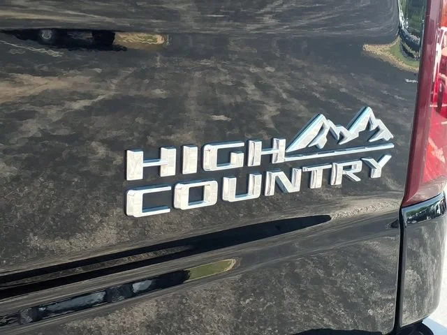 Used 2020 BLACK Chevrolet High Country image 23