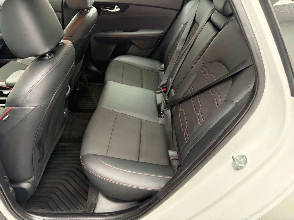 Used 2023 White Kia GT image 31