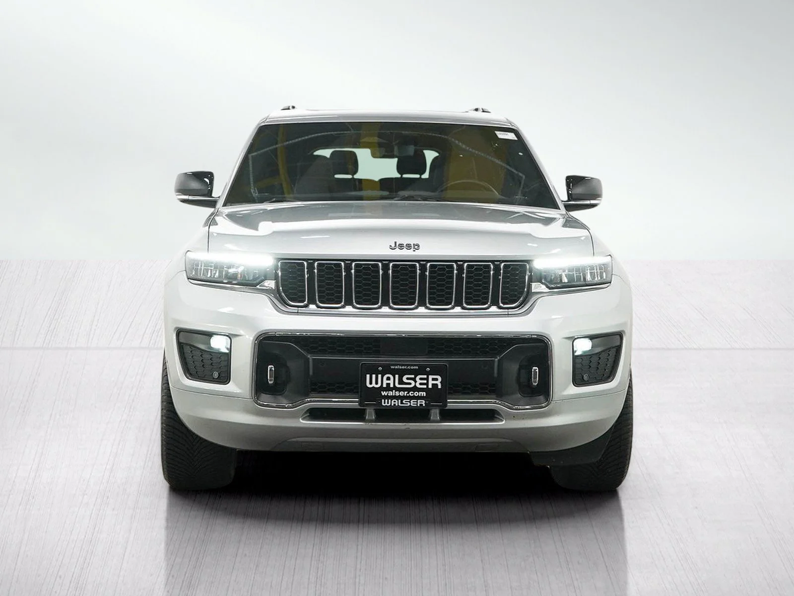 Used 2021 Silver Zynith Jeep Overland image 10