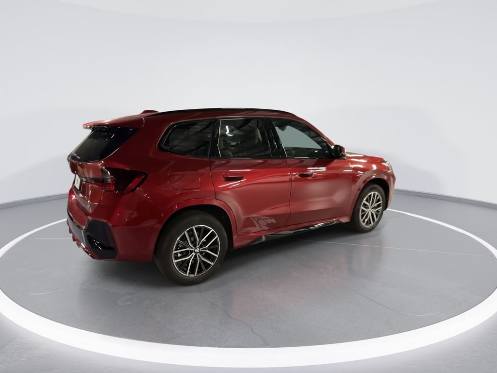 Used 2026 Red BMW xDrive28i image 8