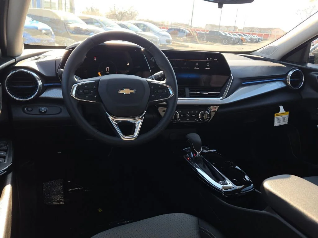 2026 Chevrolet Trax LT - Photo 18