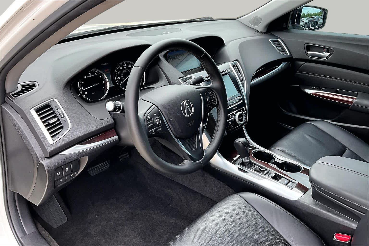 Used 2015 Bellanova White Pearl Acura Tech image 18