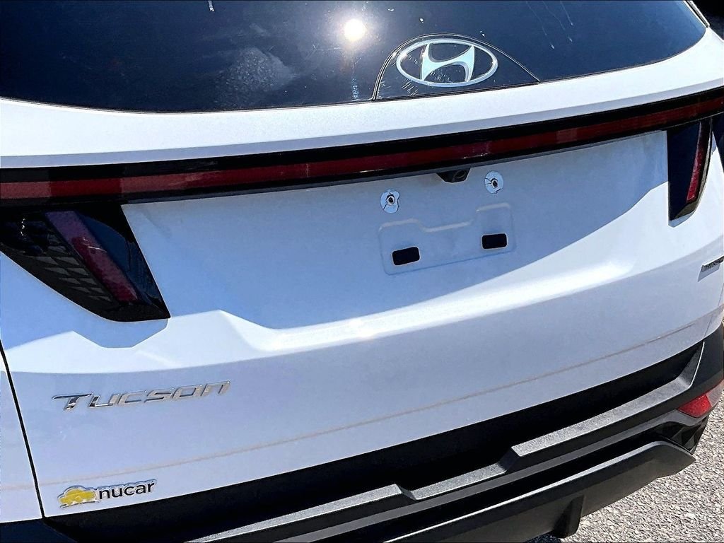 Used 2023 White Hyundai SEL image 27