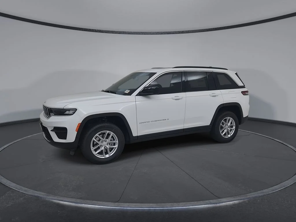 New 2026 Bright White Clearcoat Jeep Laredo X image 9