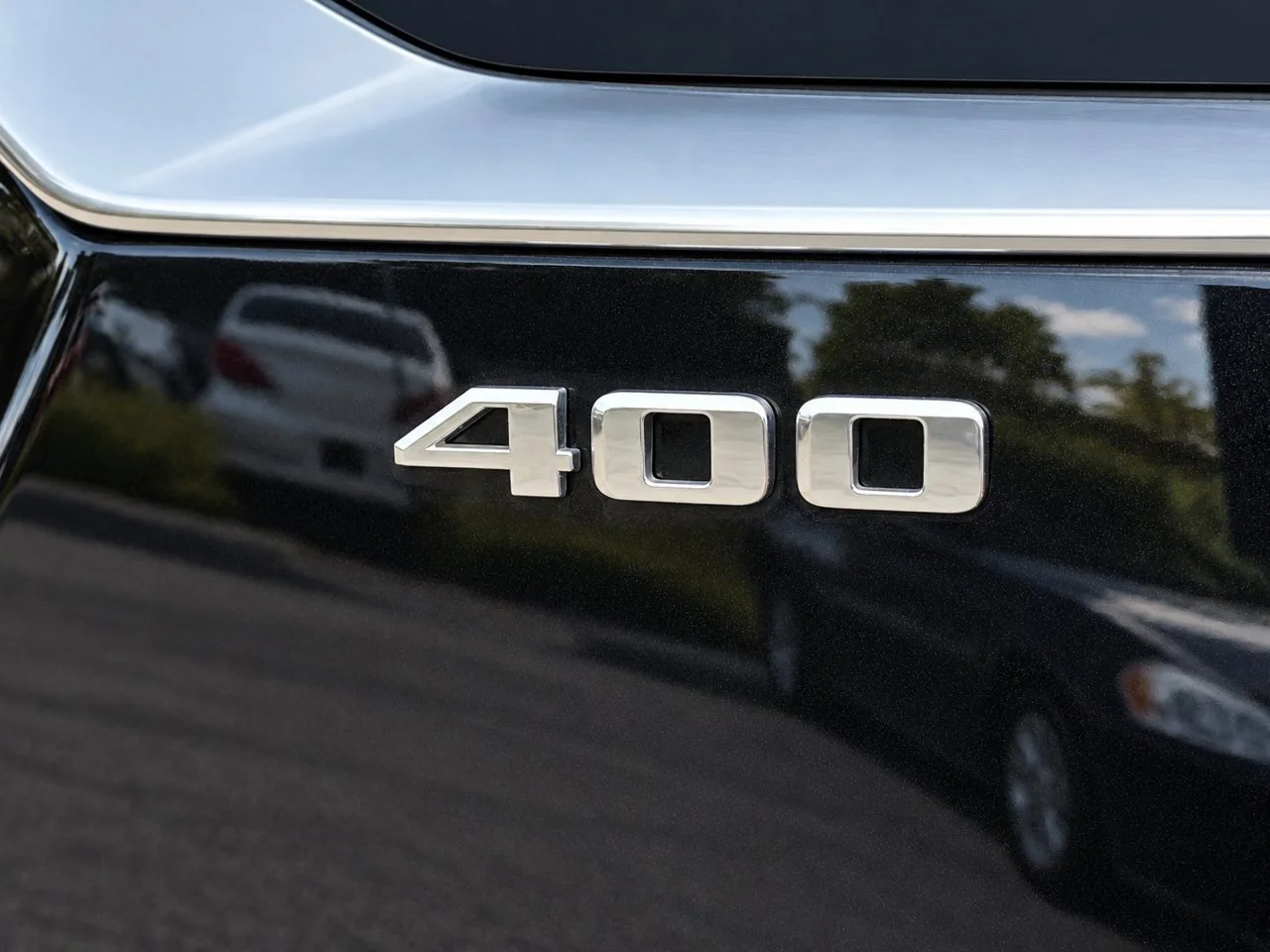 Used 2024 Stellar Black Metallic CADILLAC Premium Luxury image 7