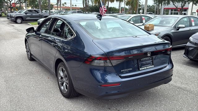 Used 2024 Canyon River Blue Metallic Honda EX image 5