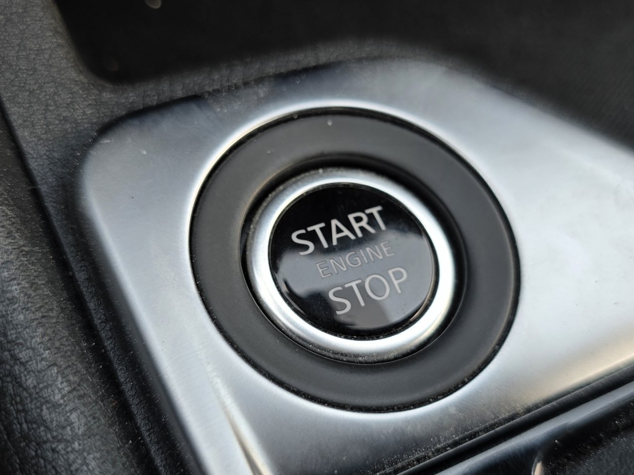 Used 2025 Black Nissan SV image 27