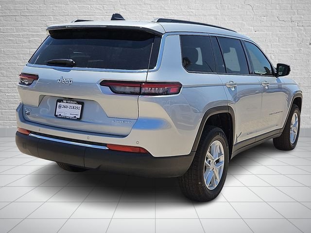 New 2026 Silver Zynith Jeep Laredo image 4