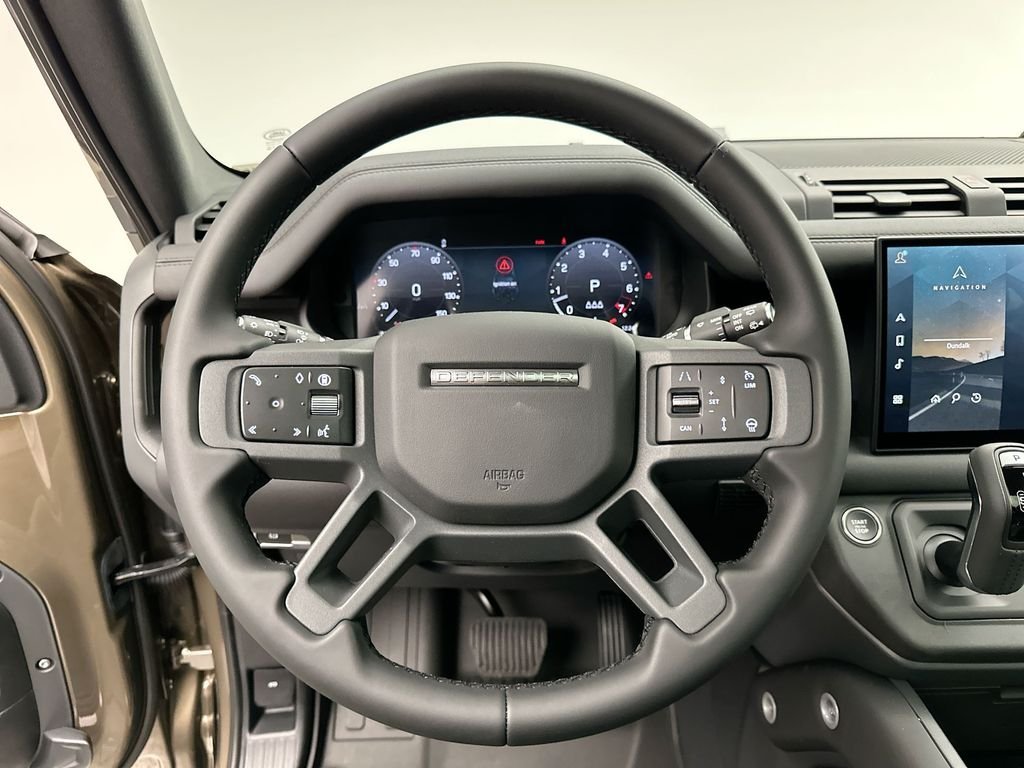 Used 2025 Gondwana Stone Metallic Land Rover S image 14