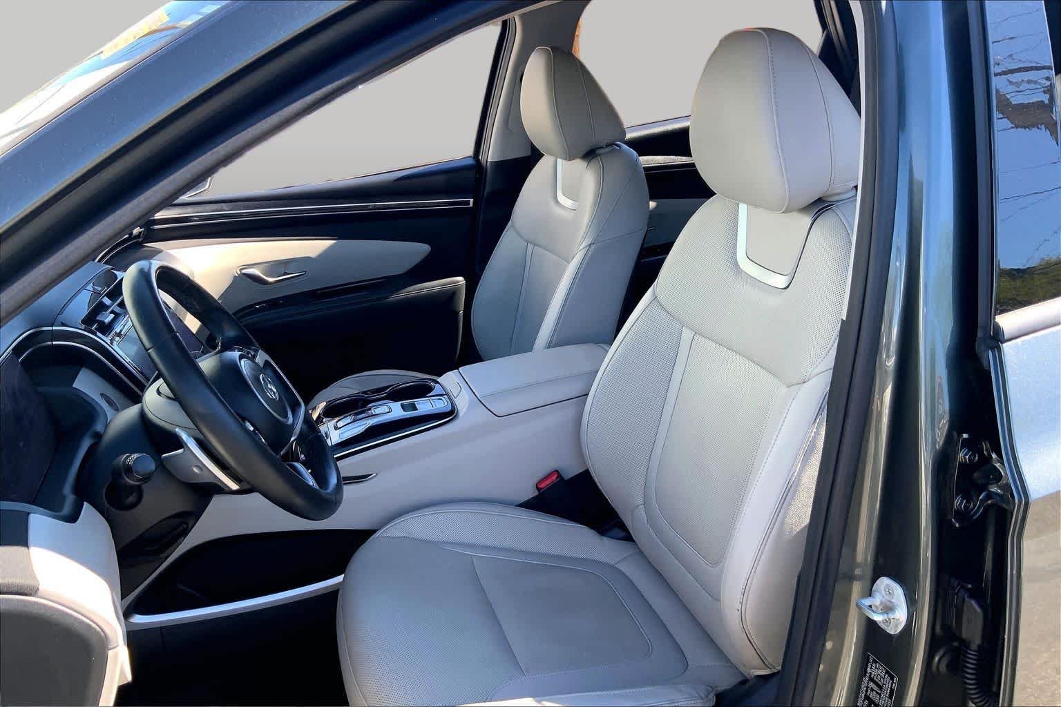 Used 2022 Amazon Gray Hyundai Limited image 7