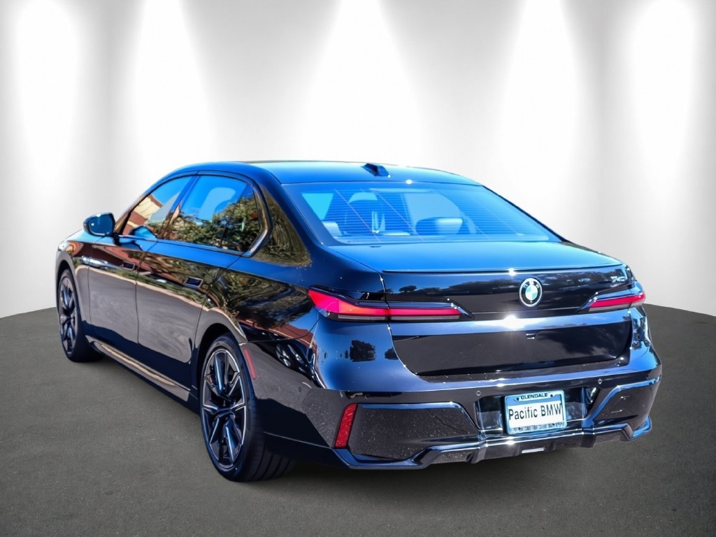 2023 BMW 7 Series photo 4