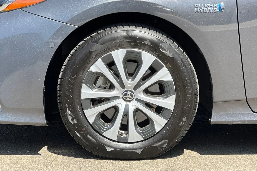 Certified Used 2021 Gray Toyota Limited image 29