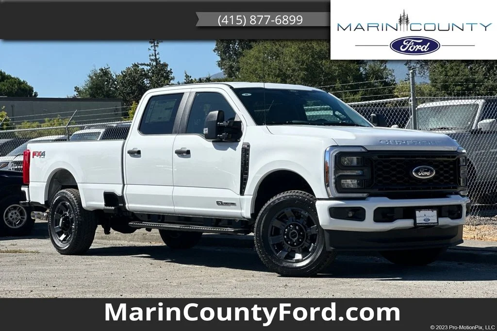 New 2026 Oxford White Ford F-350® XL image 1