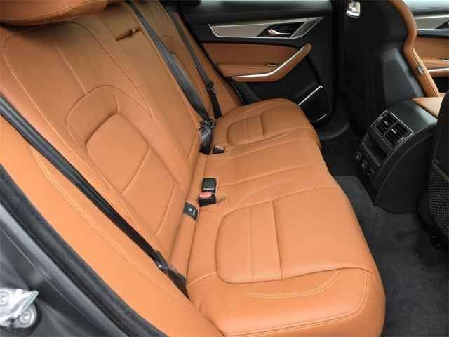 2026 Jaguar F-Pace R-Dynamic S - Photo 16