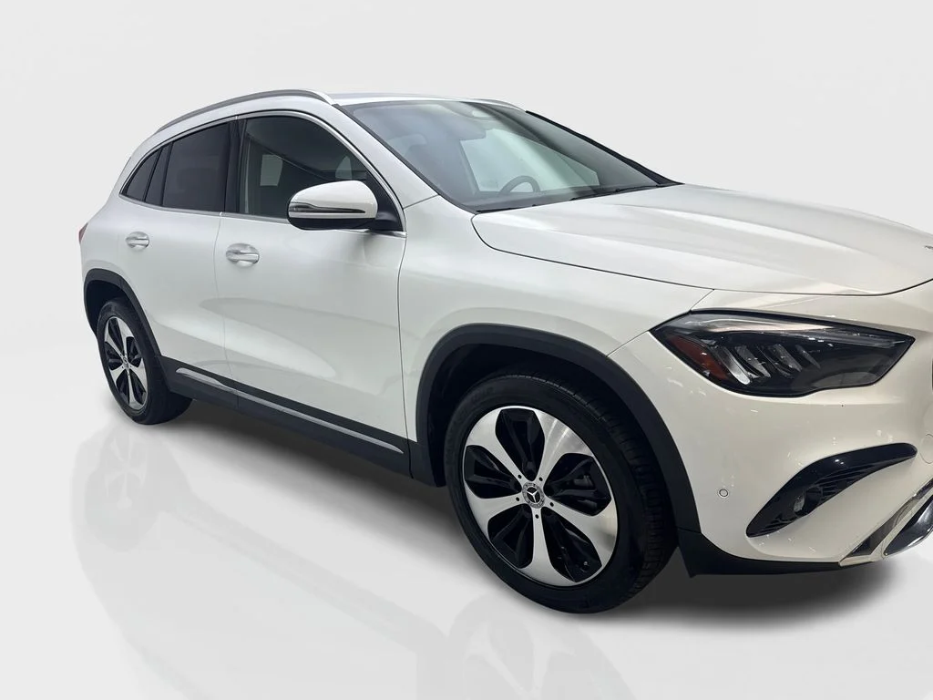 Used 2025 White Mercedes-Benz GLA 250 image 12