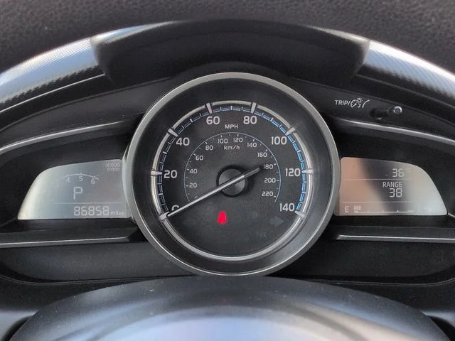 Used 2019  Toyota LE image 24