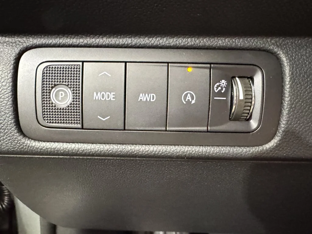 2027 Chevrolet Traverse LT - Photo 20