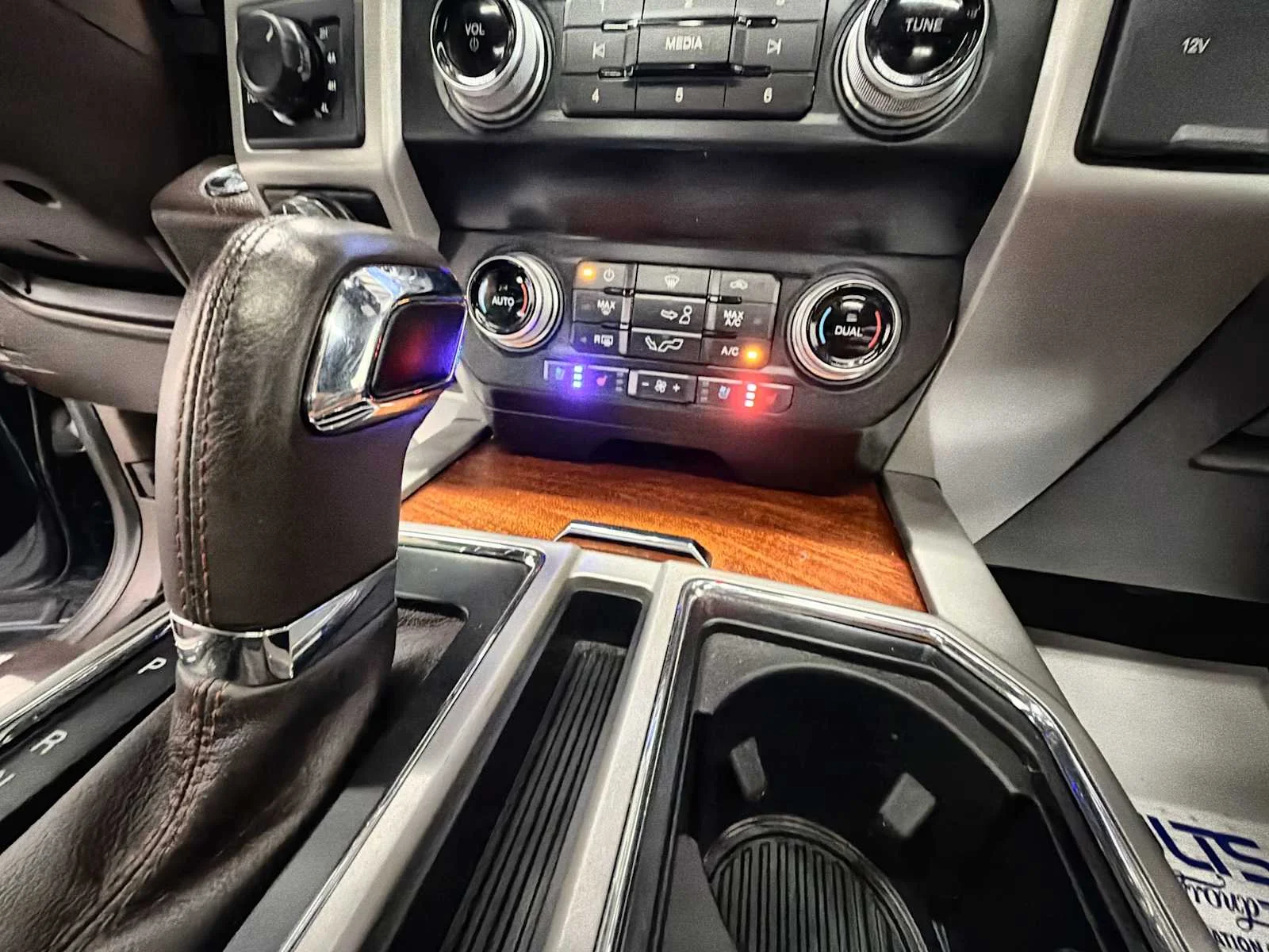 Used 2020 Blue Jeans/Stone Gray Ford King Ranch image 22