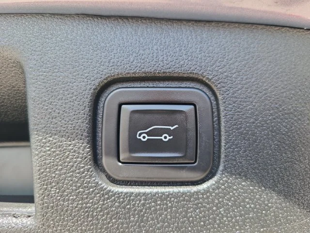 Used 2024 Galaxy Gray Metallic Chevrolet LT image 11