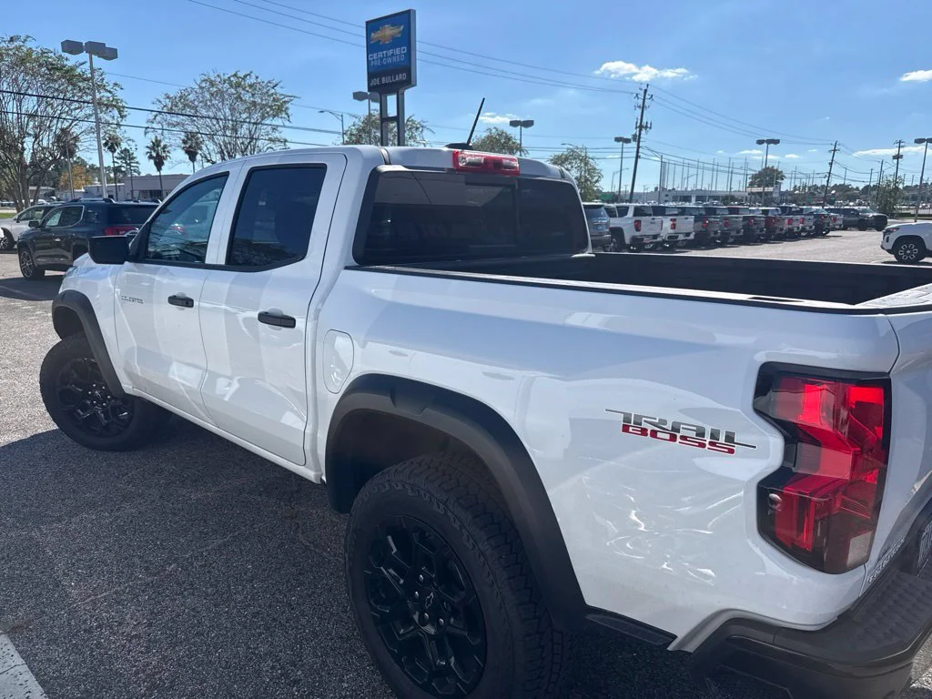 Used 2026 Summit White Chevrolet Trail Boss image 3