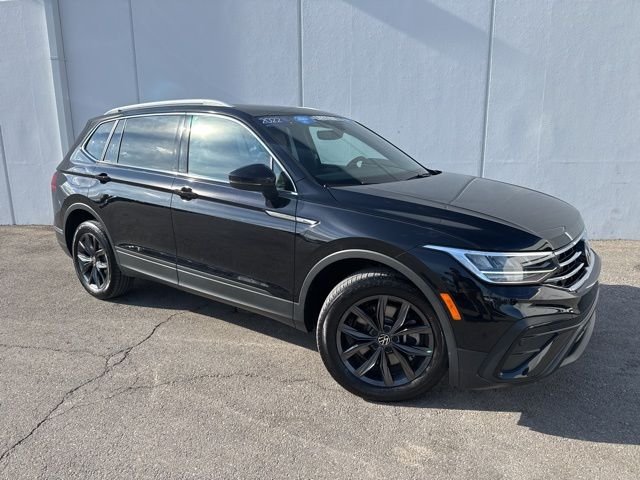Certified 2022 Volkswagen Tiguan SE with VIN 3VV2B7AX1NM162037 for sale in Kansas City