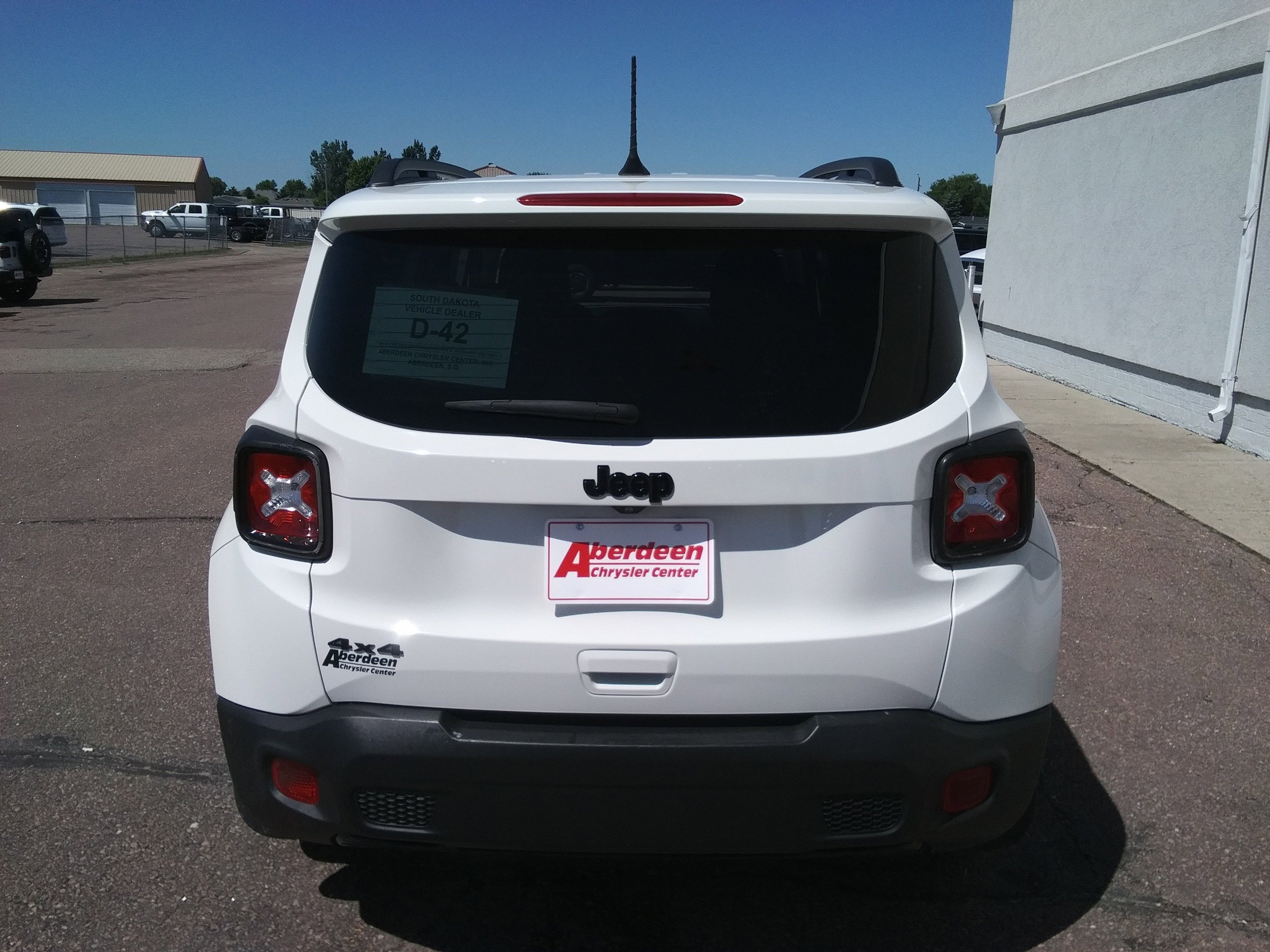 2020 Jeep Renegade Altitude photo 2