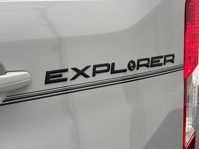 Used 2025 Gray Metallic Ford Explorer Limited SE image 57