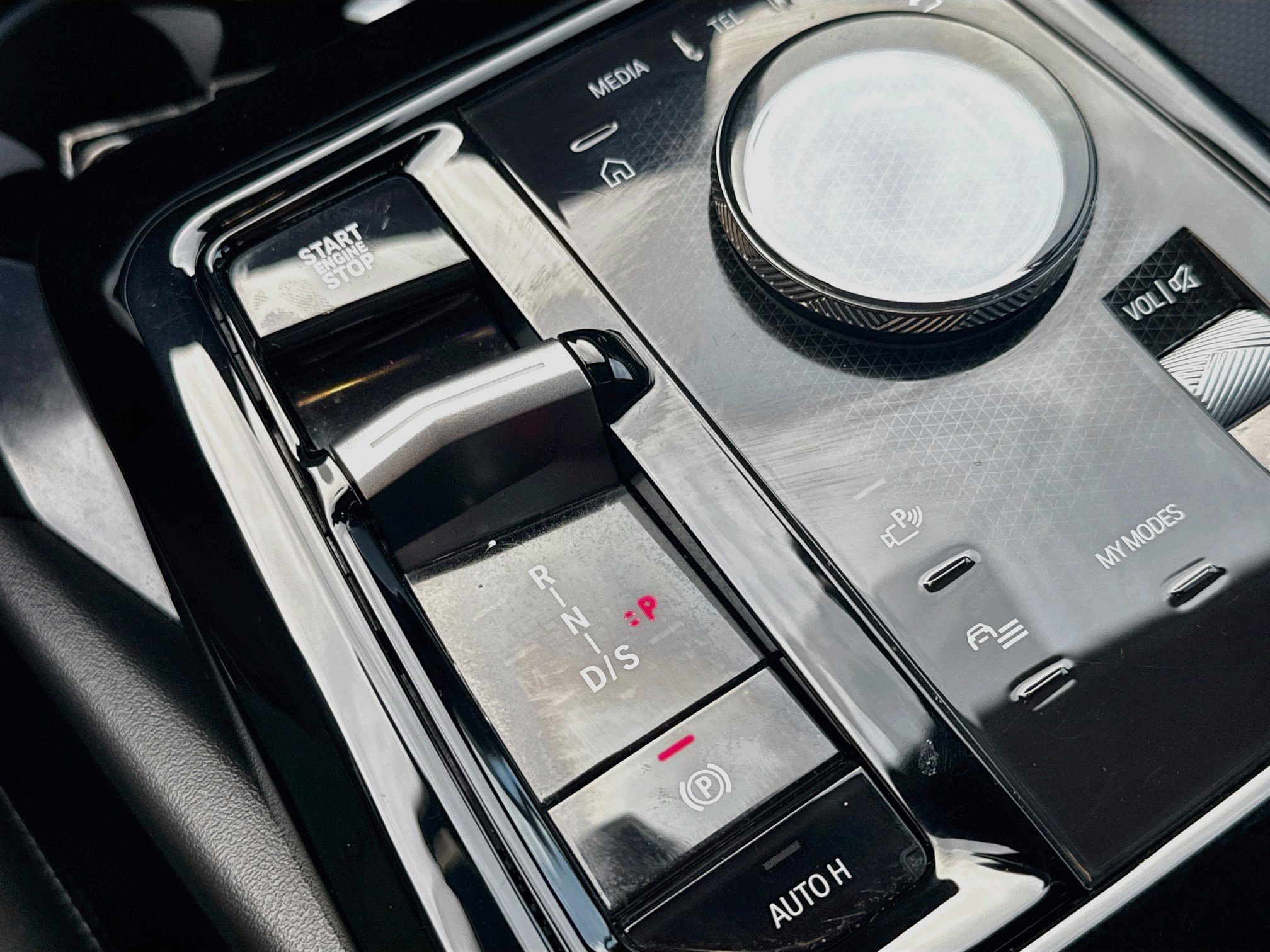 2024 BMW 5 Series 530i - Photo 14