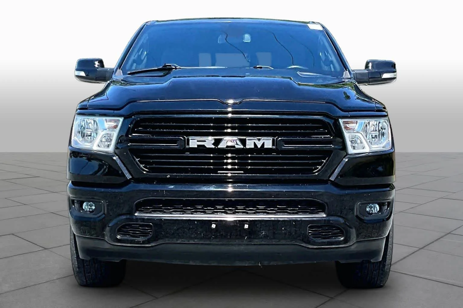 Used 2019 Diamond Black Crystal Pearlcoat Ram Big Horn/Lone Star image 4