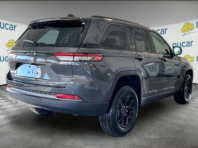 New 2026 Baltic Gray Metallic Clear-Coat Exterior Paint Jeep Laredo image 7