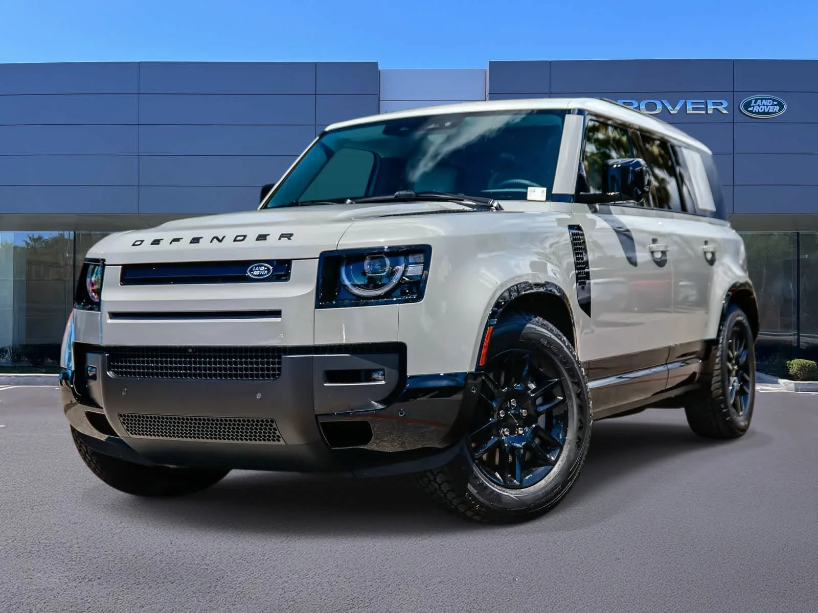 2026 Land Rover Defender 110 X-Dynamic SE P400's photo