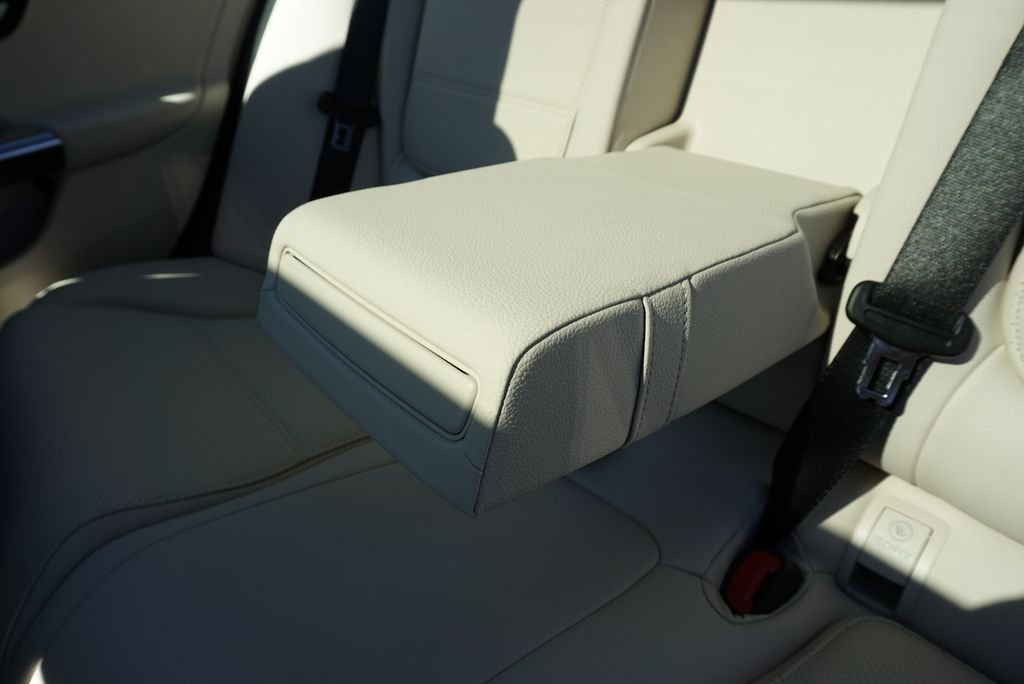 Certified Used 2026 Polar White Mercedes-Benz C 300 image 47
