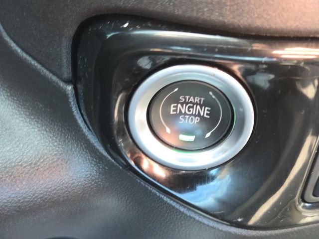 Used 2024 Silver GMC SLE image 24