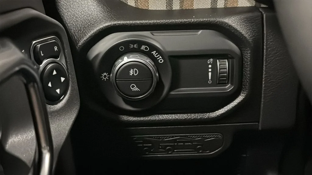 New 2026 Granite Crystal Metallic Clear-Coat Exterior Paint Jeep 85th Anniversary Edition image 27