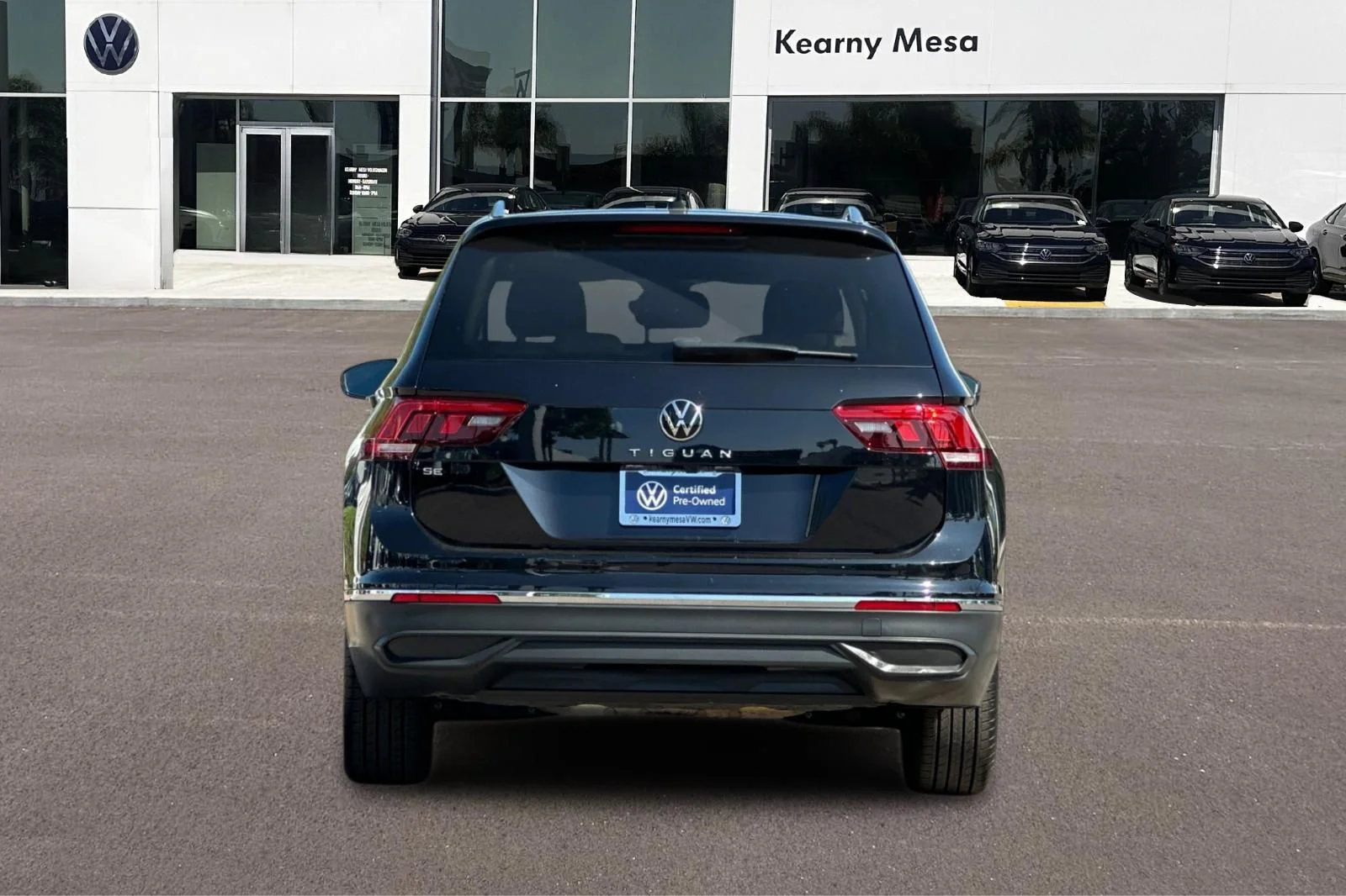Certified Used 2023 Black Volkswagen 2.0T SE image 5
