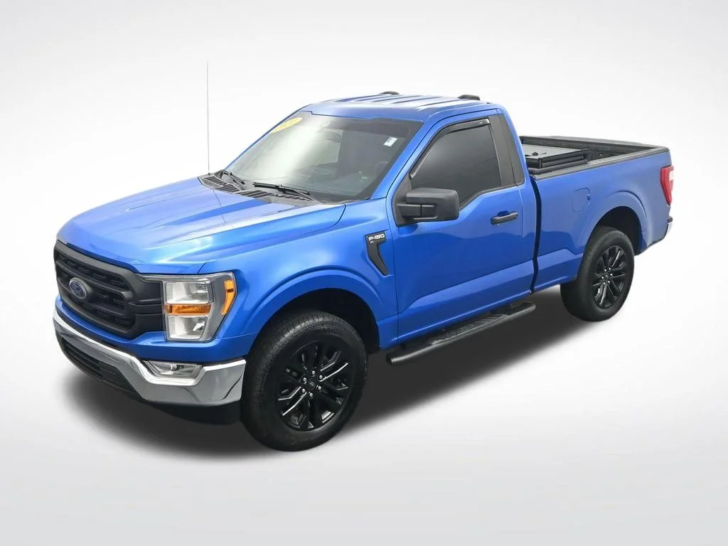 Used 2021 Blue Ford XL image 18