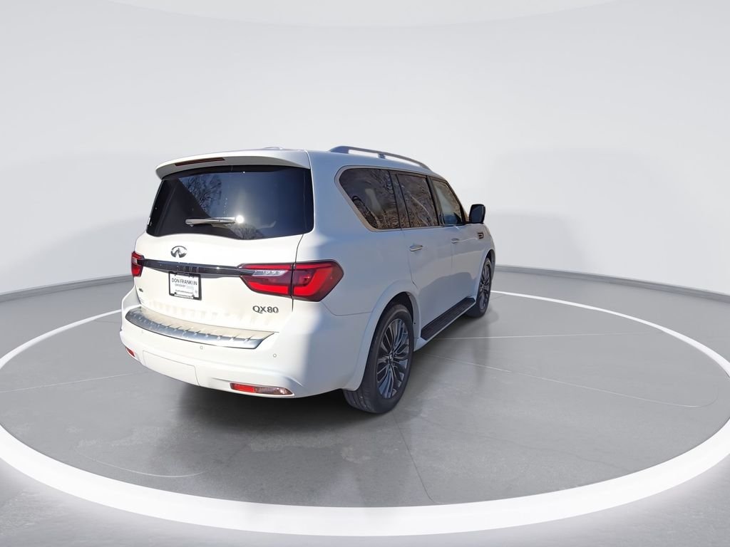 Used 2022 White INFINITI Premium Select image 8