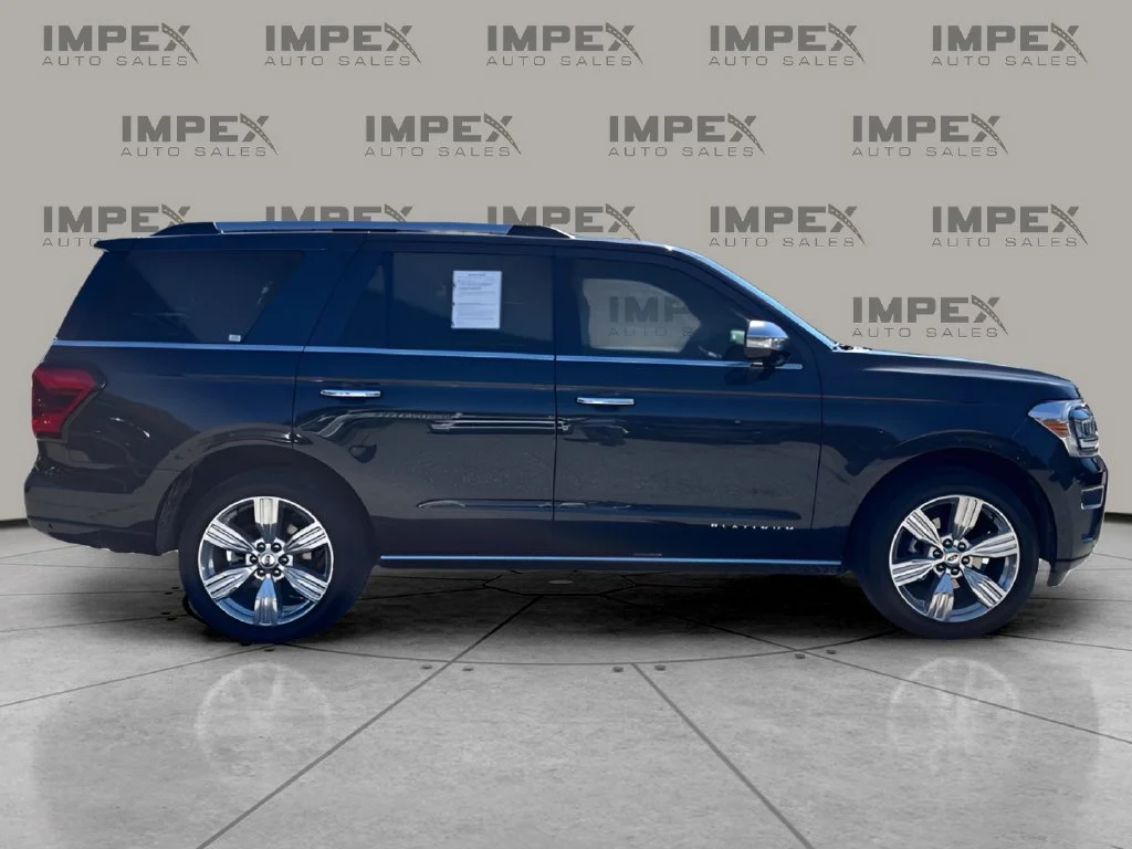Used 2024 Gray Ford Platinum image 6