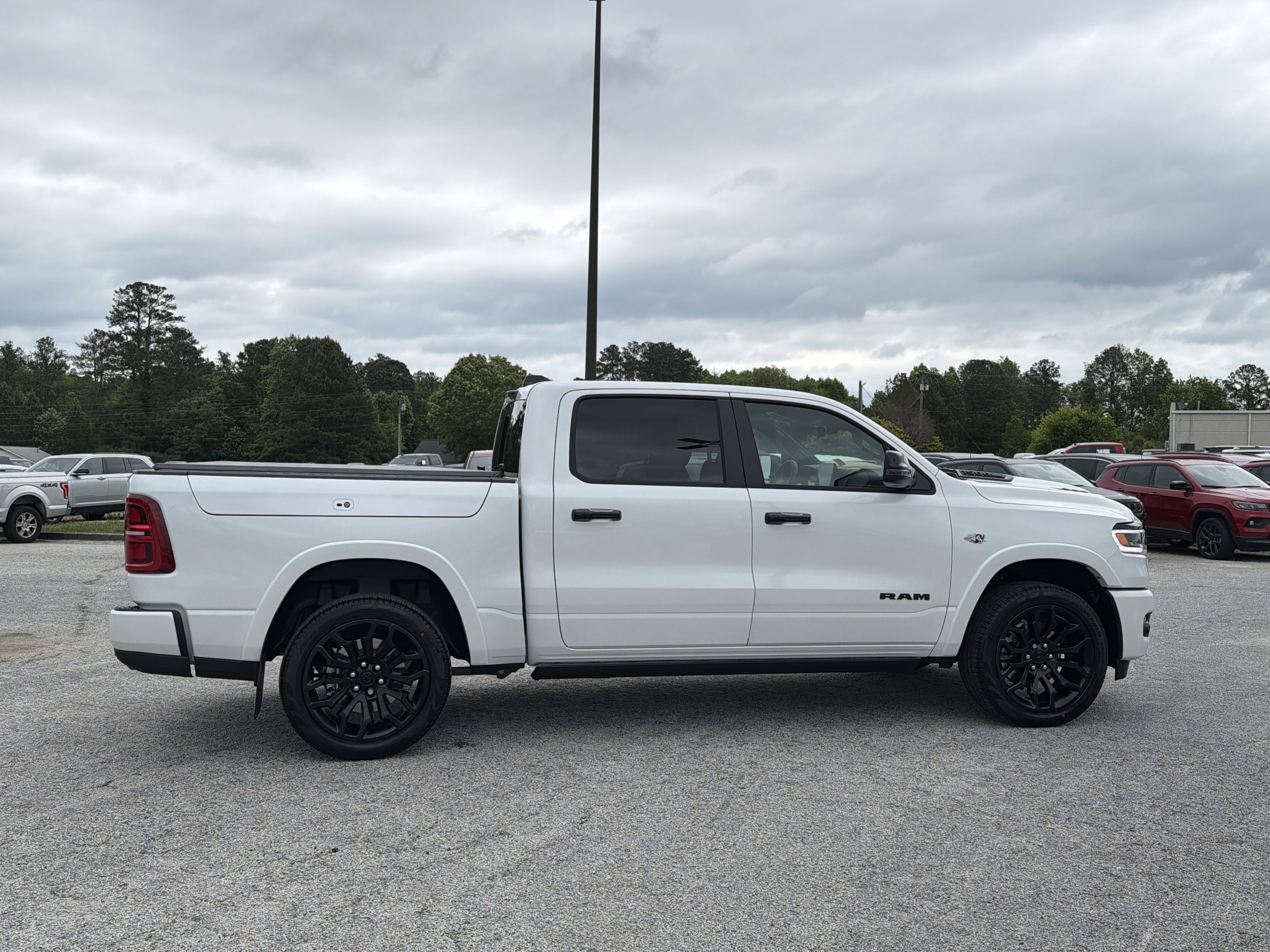 New 2026 Ivory White Tri-Coat Pearl-Coat Exterior Paint RAM Limited image 9
