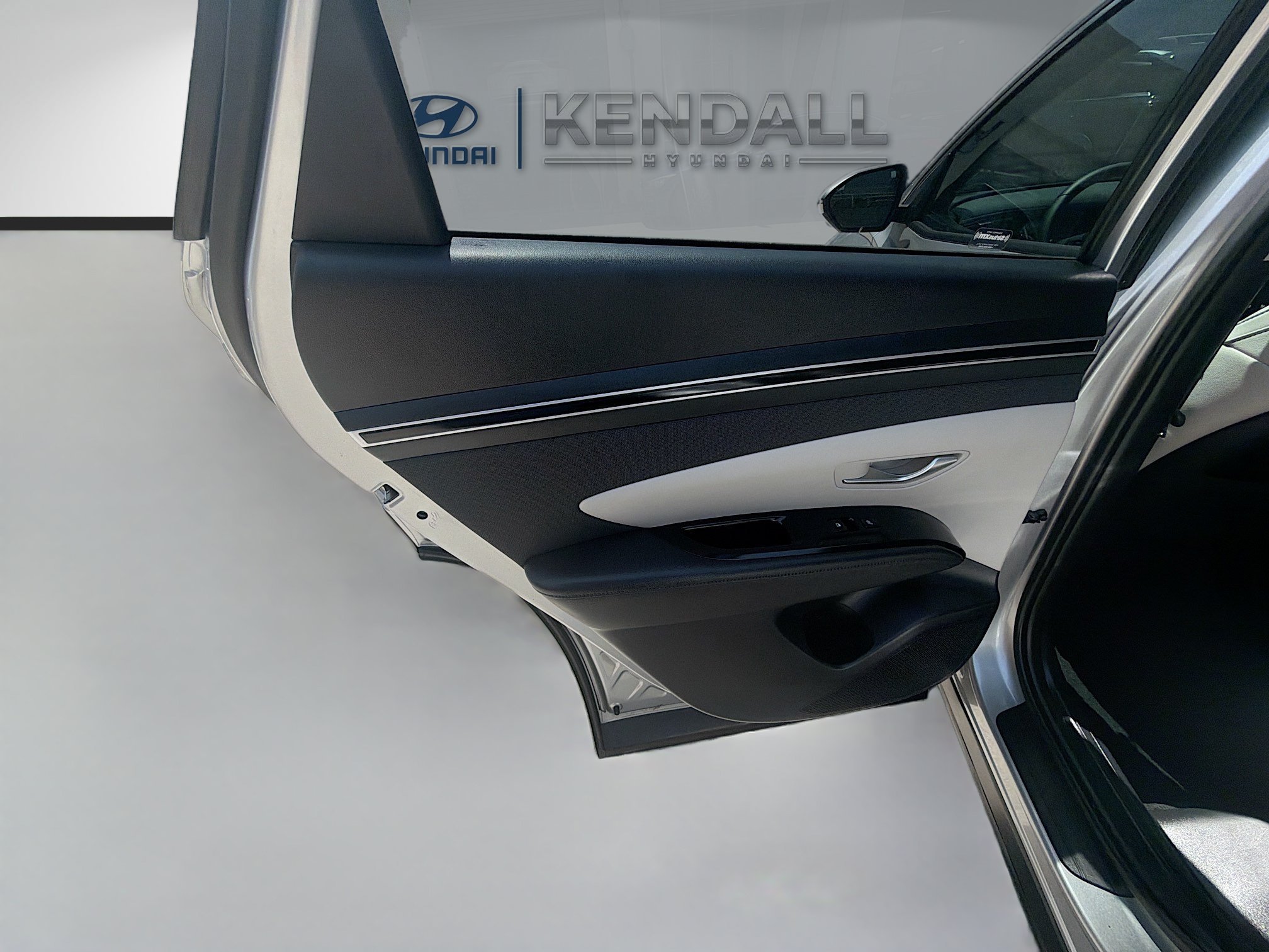Used 2024 Shimmering Silver Hyundai Limited image 23