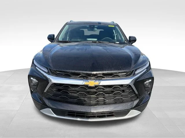 New 2026 Black Chevrolet 2LT image 10