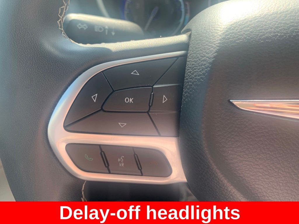 Used 2024 White Chrysler Touring L image 17