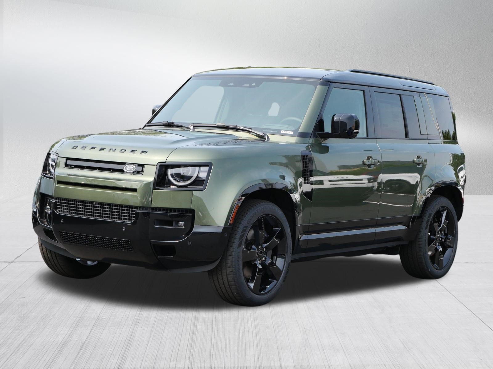 New 2026 Woolstone Green Metallic Land Rover X-Dynamic SE image 1