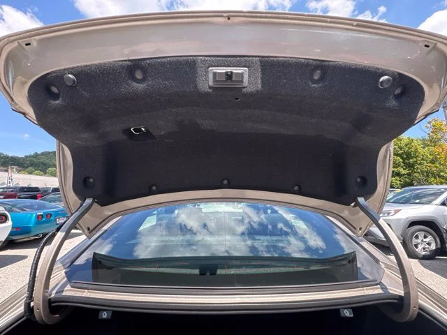 Used 2022 Gray Chevrolet LS image 35