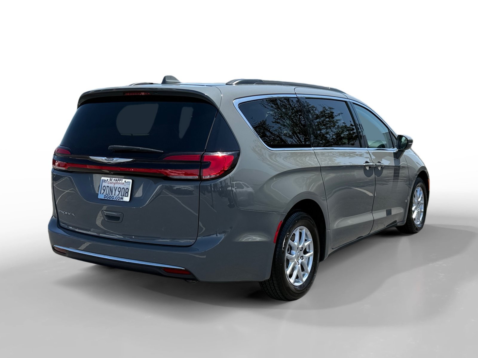 Used 2022 Ceramic Gray Clearcoat Chrysler Touring L image 5